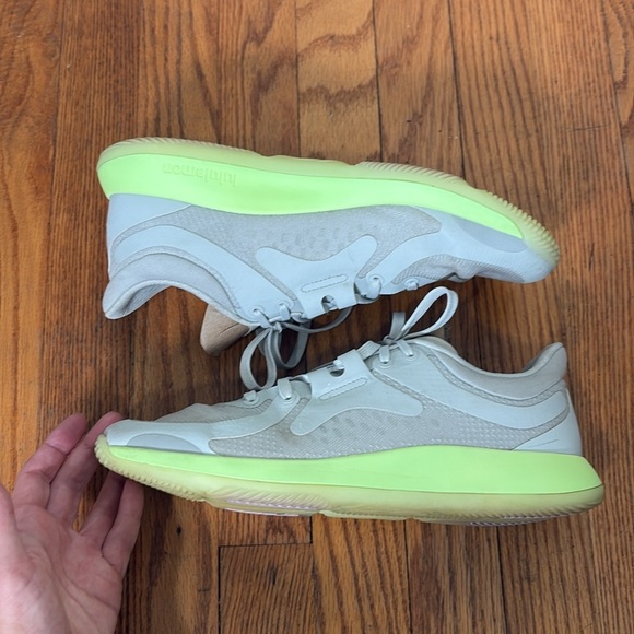 Lululemon Strongfeel Womens Training Shoe Vapor Grey Yellow zap size 10 - Picture 7 of 12